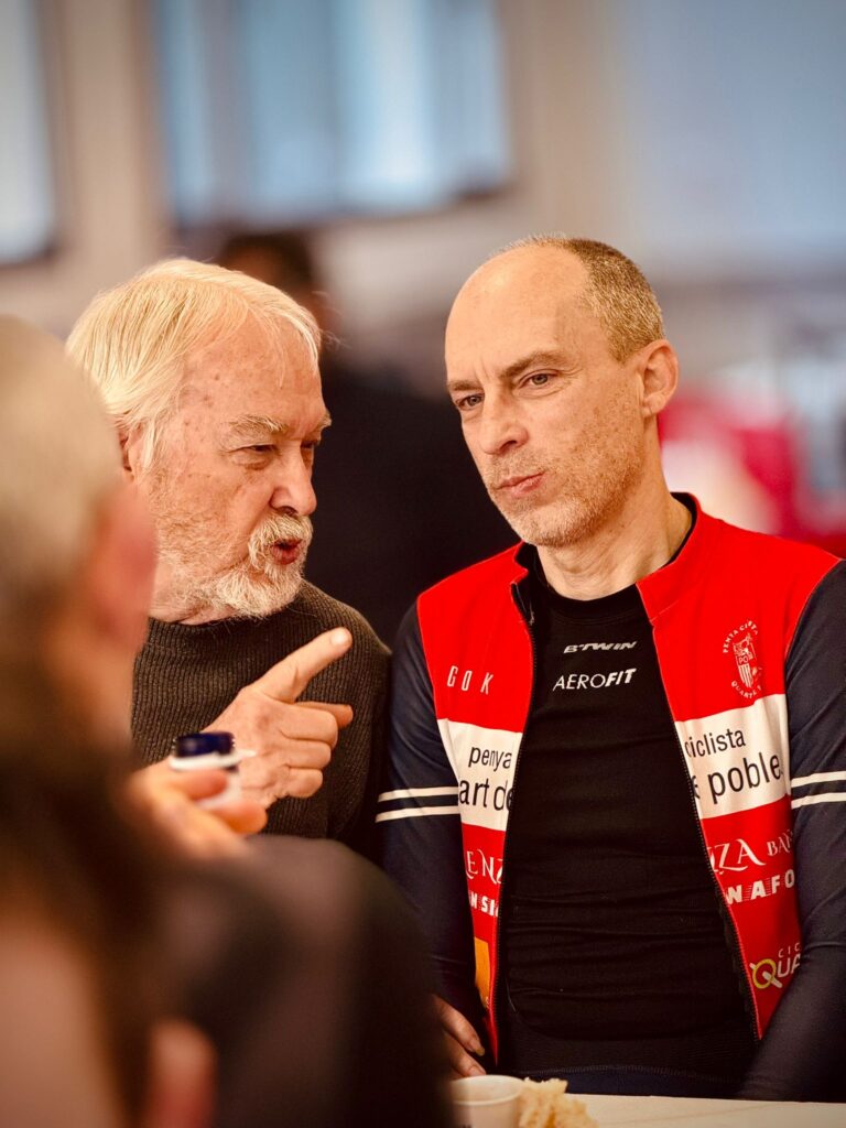 Lee más sobre el artículo PADRE E HIJO UNIDOS POR LA PENYA CICLISTA QUART DE POBLET